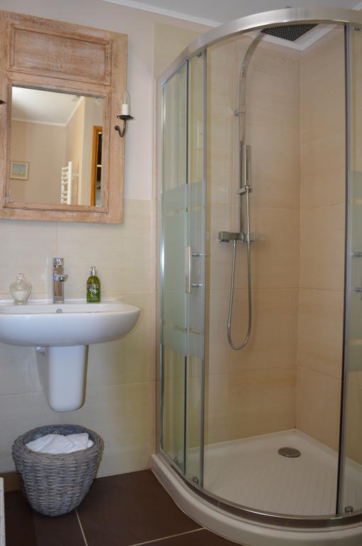The Coach House Bed & Breakfast Conques-sur-Orbiel Bilik gambar